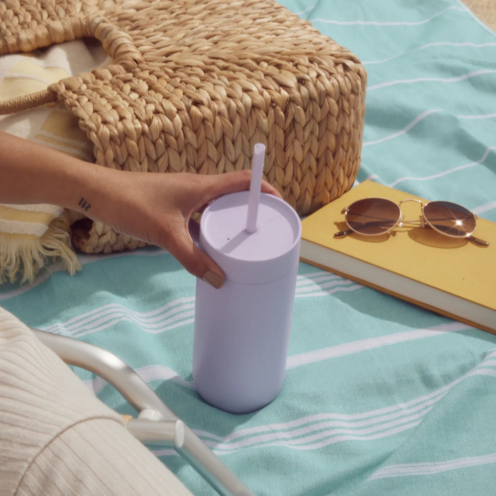 Fellow Carter Cold termohrnek 473 ml fialový | Lázeňská káva